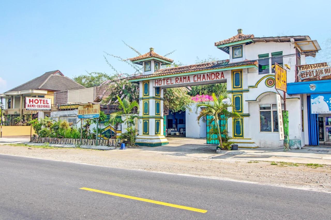 Spot On 91694 Hotel Rama Chandra Temanggung Exteriér fotografie